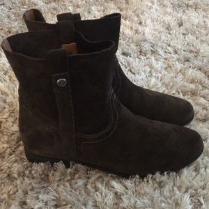 Women’s Frye & Co. Brown Suede Low Boots